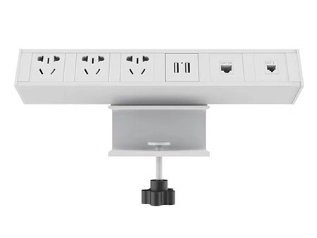 Regleta de enchufes con sujetador